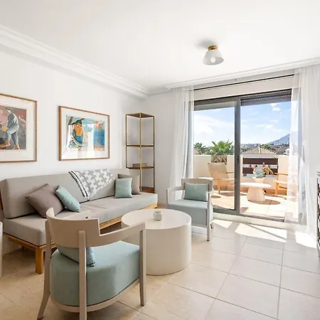 Modern Duplex Penthouse In Gated Complex Rdr487 * Estepona